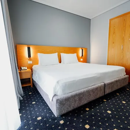 Hotell Agimi 4*