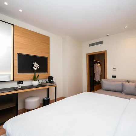 Agimi ساراندا