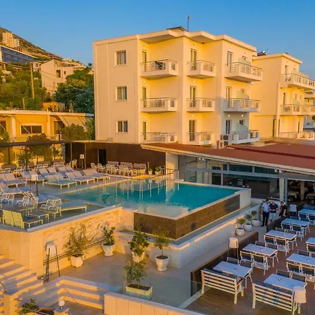 Hotel Agimi 4*