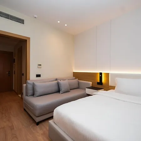 Agimi Hotel 4*