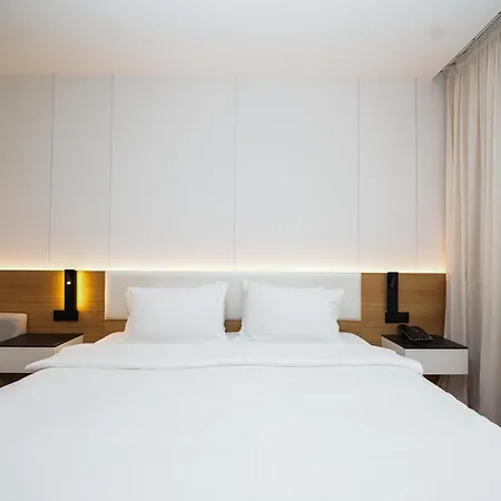 Agimi Hotel
