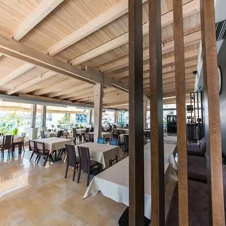 Hotel Agimi 4*